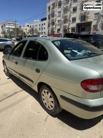 Renault Megane Standard 3