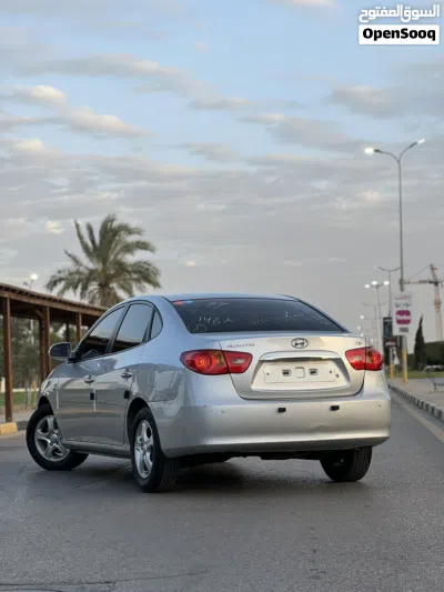 Hyundai Avante Standard 3