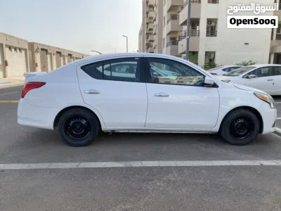 نيسان فيرسا SV 4