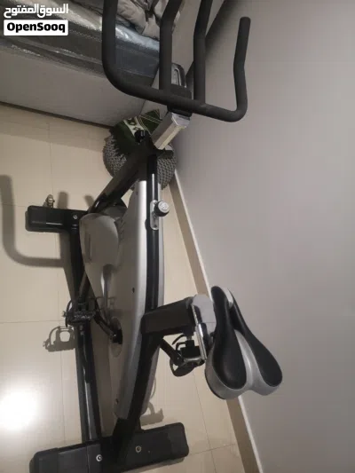 Spin Bike for Sale – Like New سيكل او الامبادله بجهاز الغزاله مستخدم مره واحده فقط 2