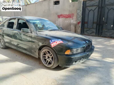 BMW 5 Series 528 3