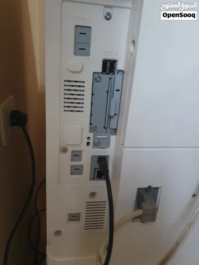 طابعة Ricoh MP C3003 بحالة ممتازة 3