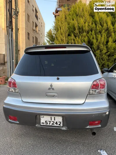 ميتسوبيشي اوتلاندر Standard 2