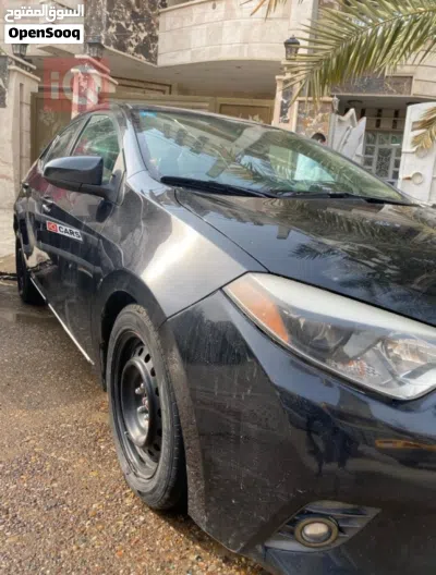Toyota Corolla LE 3