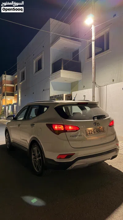 Hyundai Santa Fe GL 4