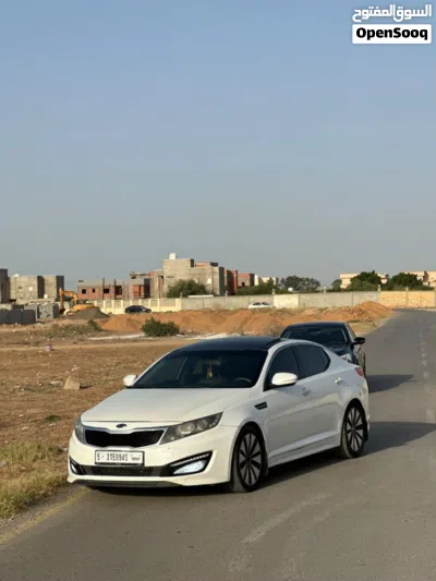 Kia K5 EX 2