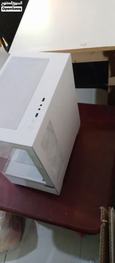 Gaming Case White Theme - Brand New Condition (Urgent Sale) 3