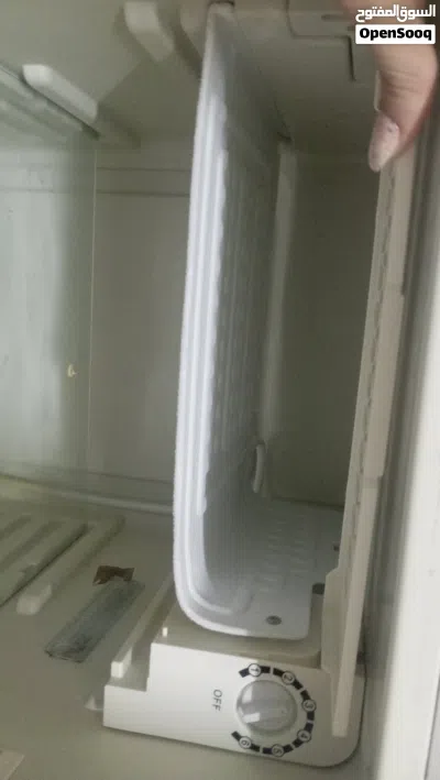 ثلاجه للبيع صغيرة تنفع للغرف 4