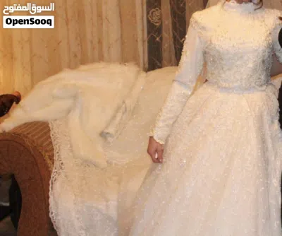 فستان زفاف لون ايفوري 3