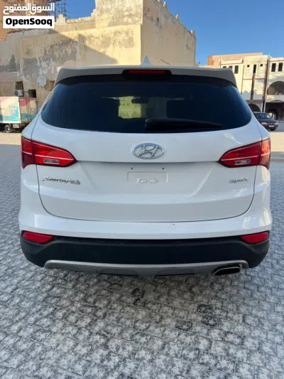 هيونداي سنتافي Standard 4