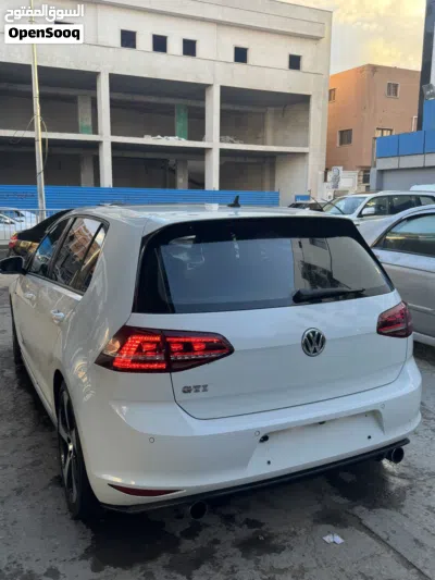 فولكسفاغن جولف GTI Package 2 3