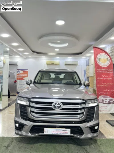 Toyota Land Cruiser GXR 3