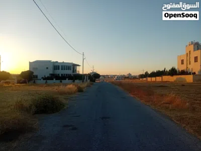 ارض للبيع في الطنيب مقابل جامعة الاسراء 4