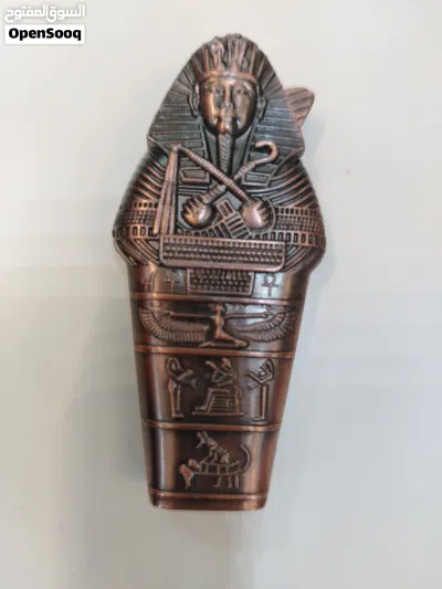 ولاعة معدنية فريدة من نوعها لتوت عنخ آمون...... 2