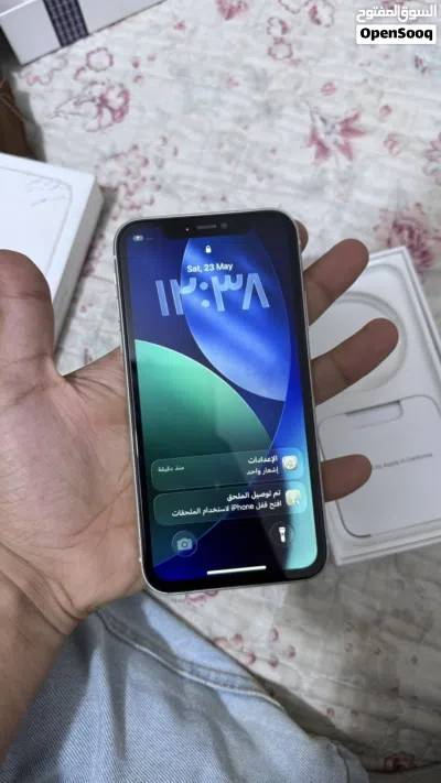 ايفون 11 عادي للبيع 3