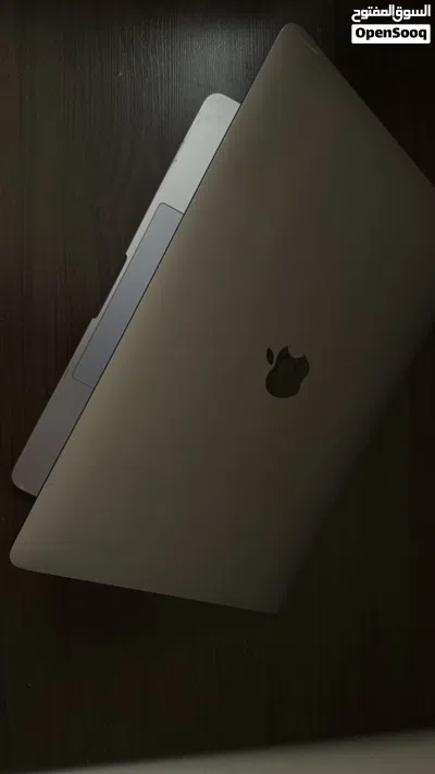 ماك بوك برو 2018 3