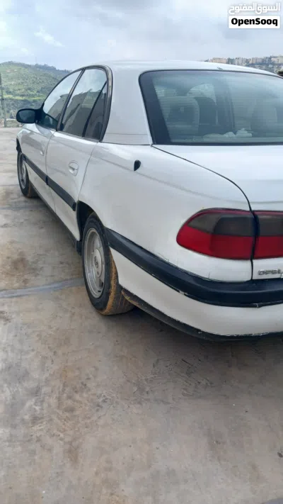 Opel Omega 2