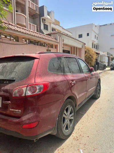 Hyundai Santa Fe Limited 3