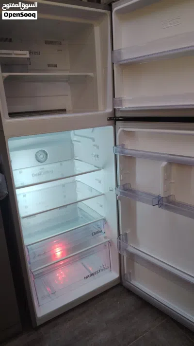 Fridge becko 409 litter like new 2