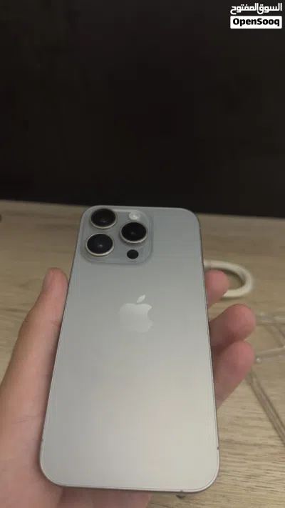 للبيع iPhone 15 bro وكااله ما مبطل 2
