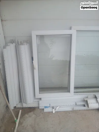 17 porte et fenêtre en pvc q avec 3 porte en bois 4