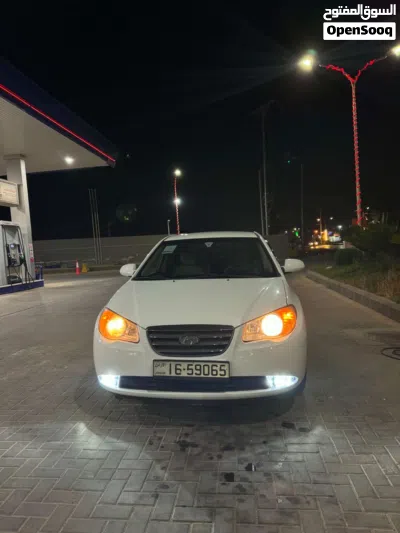 هيونداي افانتي Standard 4