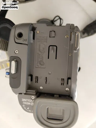 كمره فيديو jvc8تب نظافة شاحن بطارية مع 3اشرطه 8باناسويك جددا بطاريه حجم كبير بتصور اكثرمنساعاتزوم قو 2