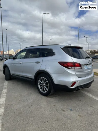 هيونداي سنتافي Standard 4