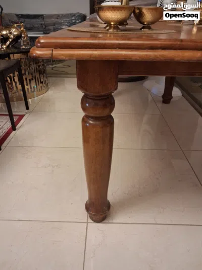 طاوله سفره خشب زان بحاله ممتازه وبسعر مغري 2
