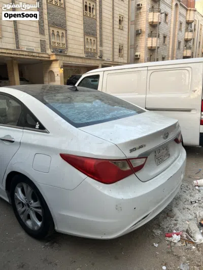 Hyundai Sonata Standard 2