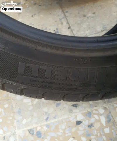 عندي 2 كفرات خلفيه اخت الجديده لم تستخدم نوع بريللي إيطالي 21 55 275 تركب فجيب رانج 3