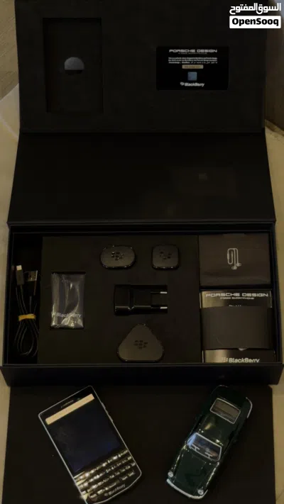 BlackBerry Porsche Design P’9983 Edition 3