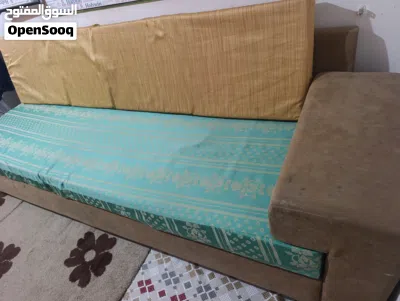 اثنين كراسي للبيع بحالة فوق من الممتاز 2