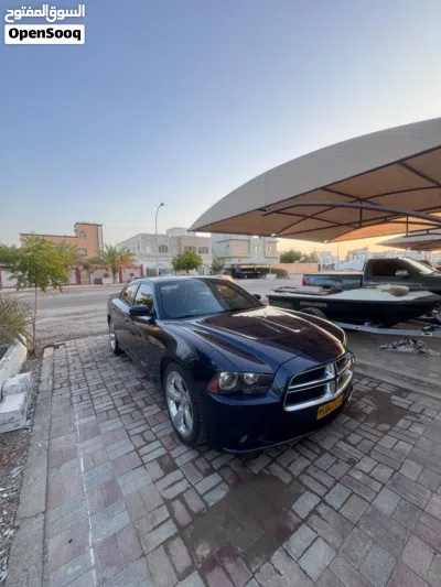Dodge Charger SE 2