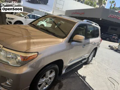 Toyota Land Cruiser VX 3