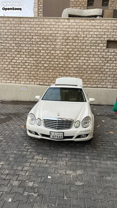 Mercedes Benz E-Class E 280 2