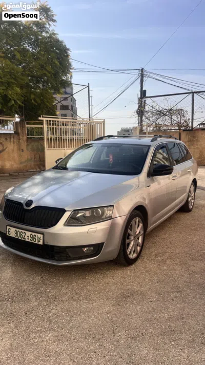 سكودا اوكتافيا Standard 4