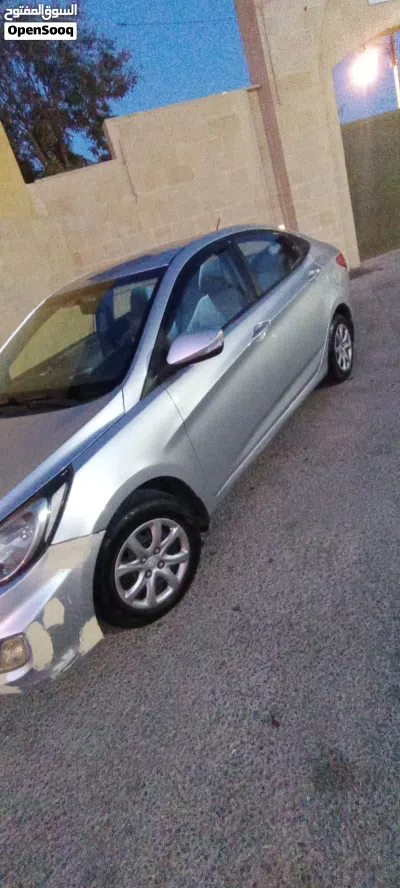 Hyundai Accent GL 4