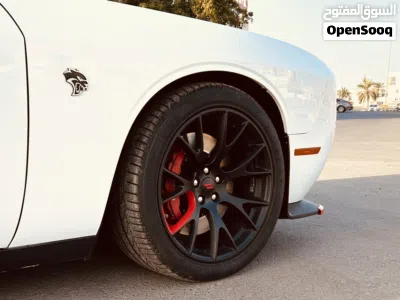 Dodge Challenger SRT8 Hellcat 3