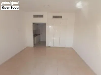 لقطة بالنعيمية استوديو خلف السفير مول شامل نت وفواتير 2400 فقط � 3