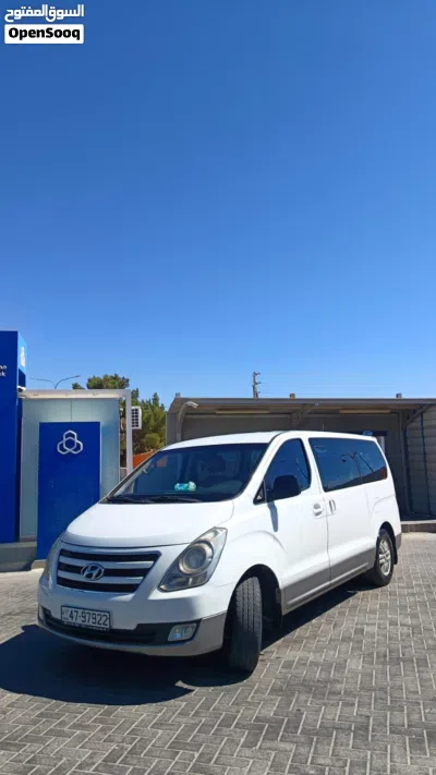 Hyundai H1 GLS 2