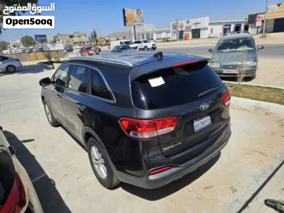 Kia Sorento EX 3