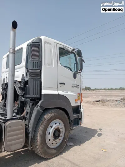 Hino tipper 700 3
