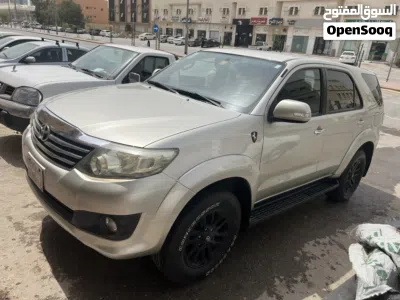 Toyota Fortuner GXR 3