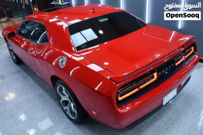 دودج تشالنجر SXT Plus 2