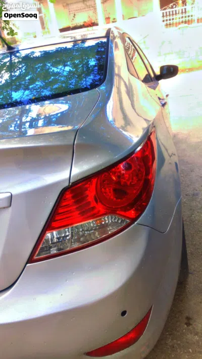 Hyundai Accent GLS 2