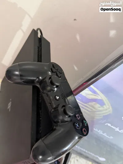 PlayStation 4 Slim للبيع 2
