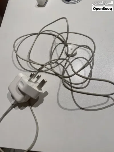 سلك شاحن ابل واتش اصلي مستعمل 2