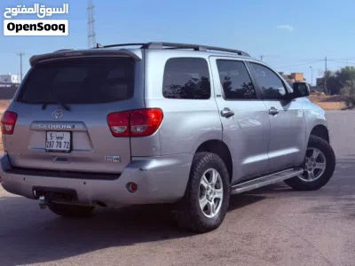 Toyota Sequoia SR 5 3