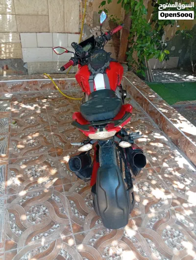 TVS Apache RTR 180 3